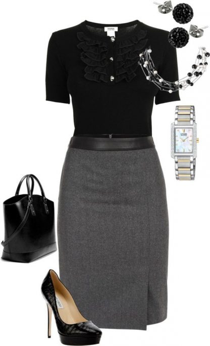 What To Wear To A Funeral (Funeral Attire Guide)